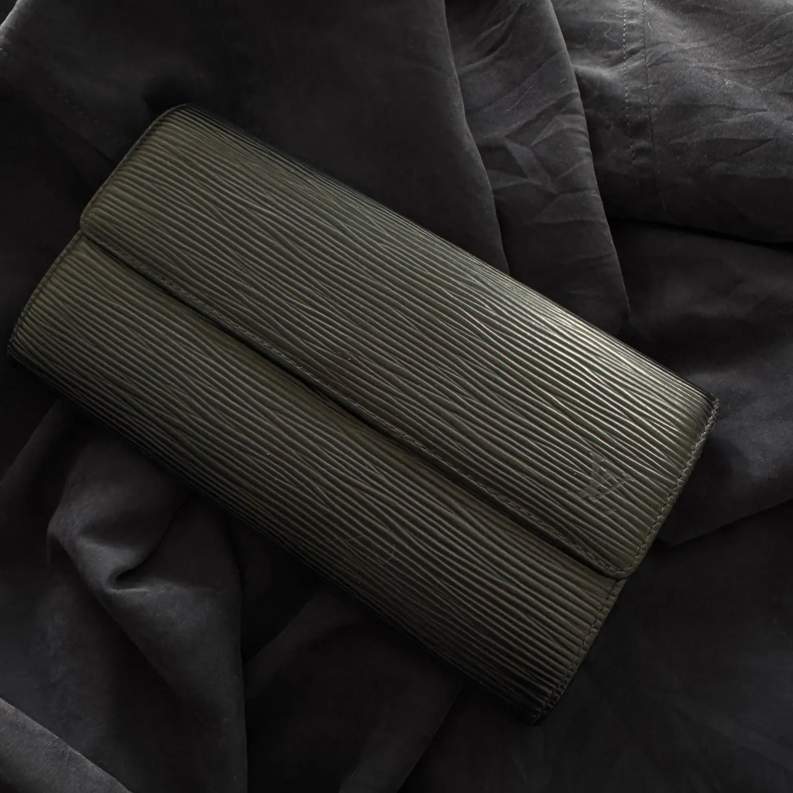 LOUIS VUITTON Louis Vuitton Vintage Wallet