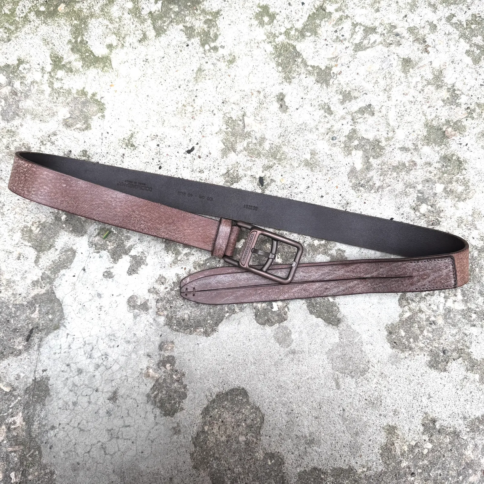 Dolce & Gabbana Dolce & Gabbana brown leather vintage belt engraved buckle