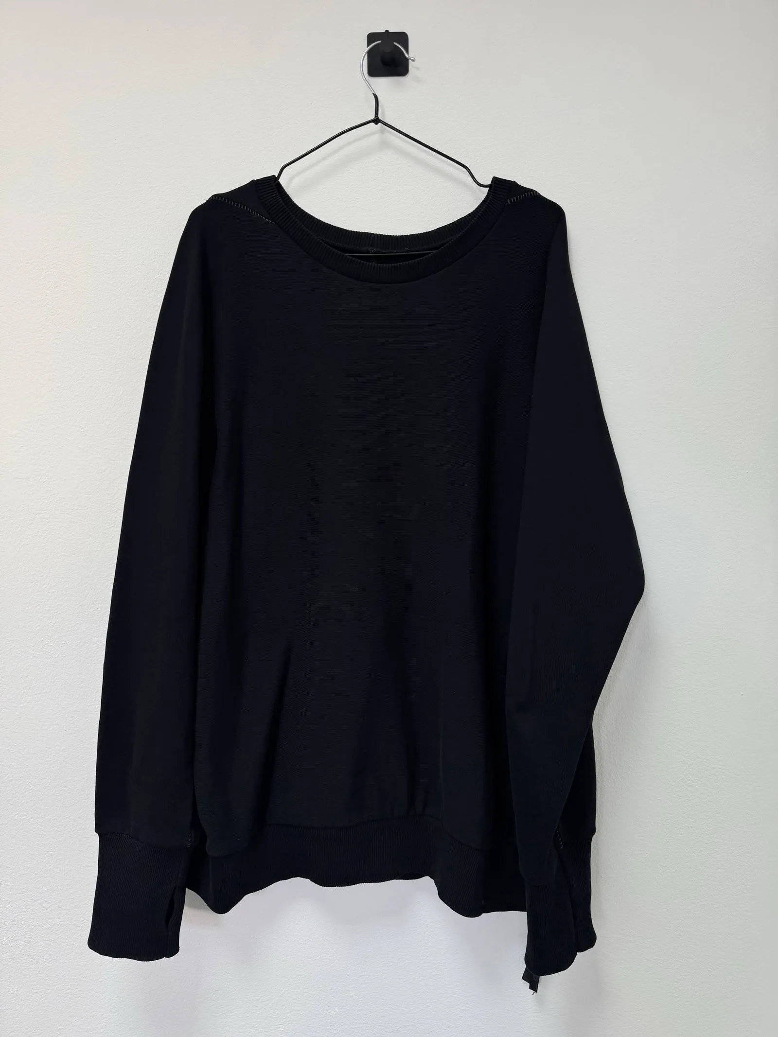 ISAAC SELLAM Isaac Selam Black Sweatshirt