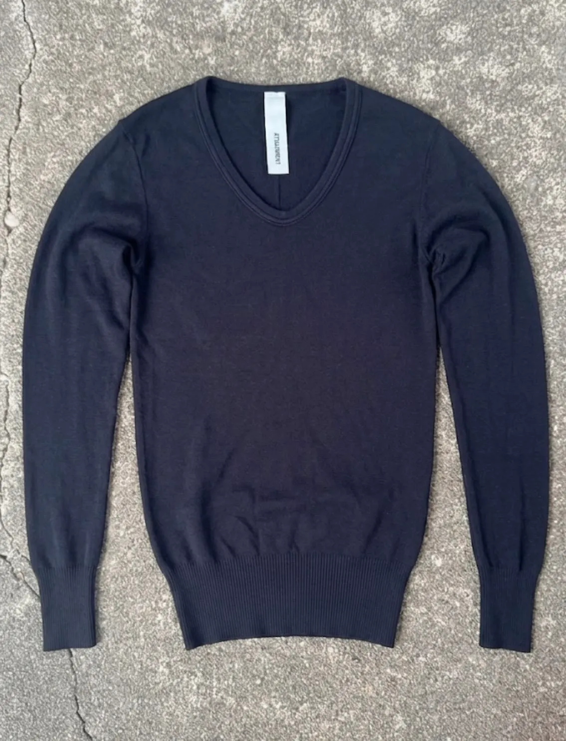 Attachment ATTACHMENT Kazuyuki Kumagai V-Neck Long Sleeve Knit