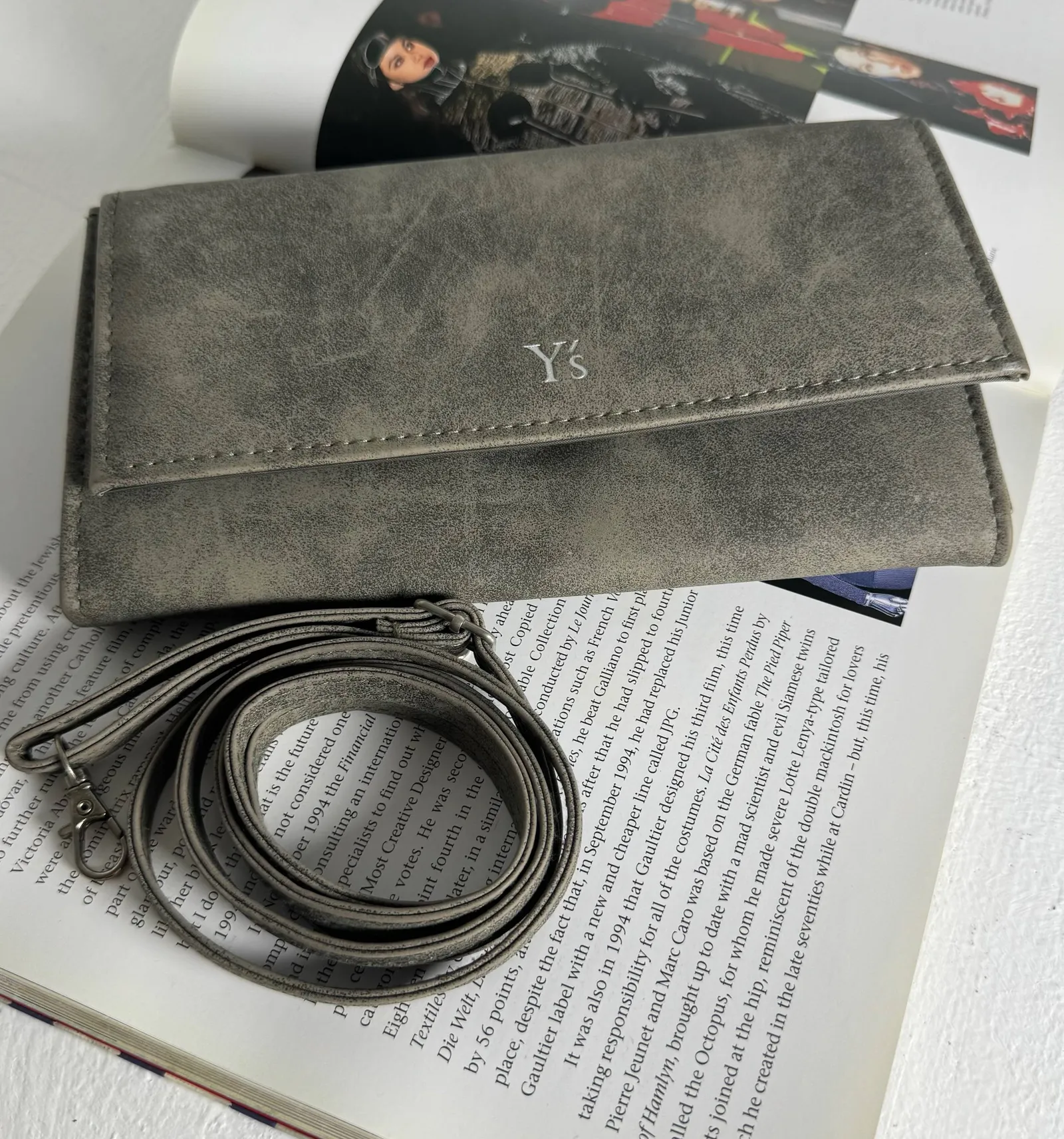 Y's Y's Yohji Yamamoto Vintage-Effect Accordion Shoulder Wallet